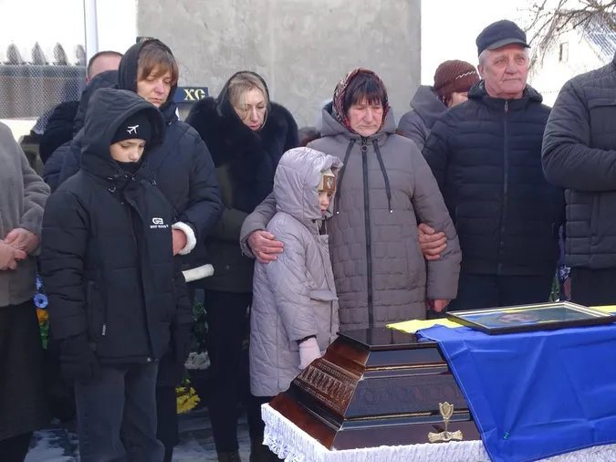 На Волині попрощались з Героєм Романом Махнюком (фото)
