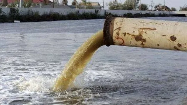Луцьким підприємцям дають час, аби розібралися зі стоками