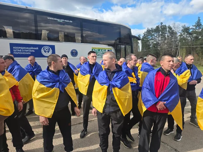 Відбувся новий обмін військовополоненими – 193 українських воїни нарешті вдома