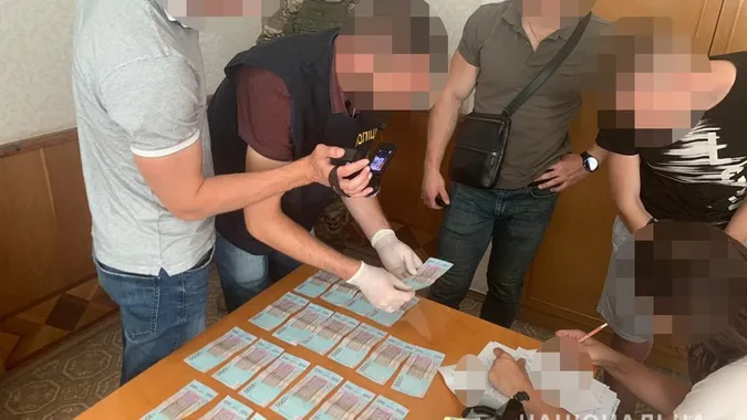 Відкат за вугілля: посадовці нововолинської шахти «намутили» собі понад 60 тисяч гривень (оновлено)