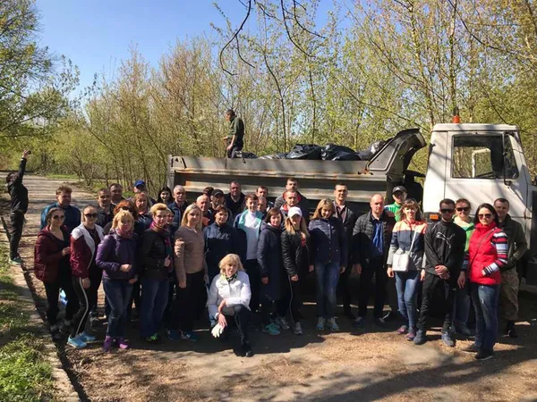Біля центрального парку Луцька зібрали близько 5 тонн сміття (фото)