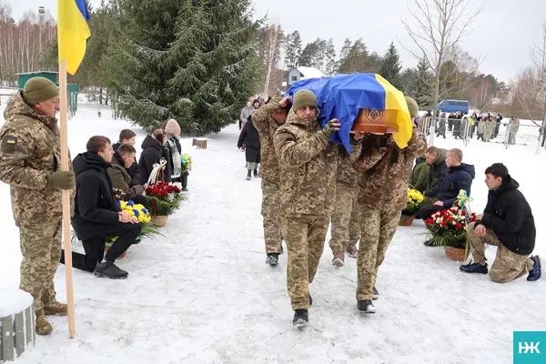 Друга трагедія в одній родині: на Волині попрощалися з воїном Федором Корцем (фото)