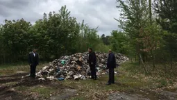 У Горохівському районі знайшли львівське сміття (фото)