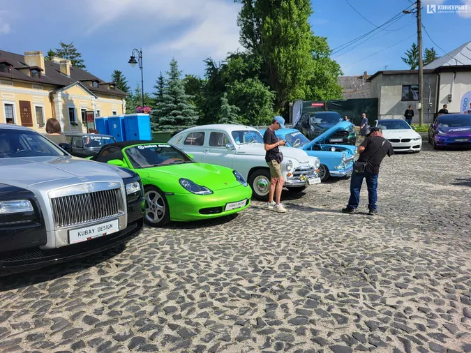 «ЛюбART Fest» у Луцькому замку: що там відбувається (фоторепортаж)