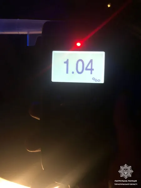 У Тернополі чоловік заявив у поліцію про викрадення авто, бо забув, де припаркувався (фото)
