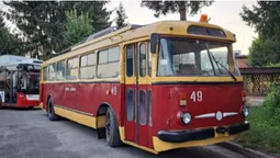 У Луцьку відремонтували 50-річний тролейбус-раритет (фото)