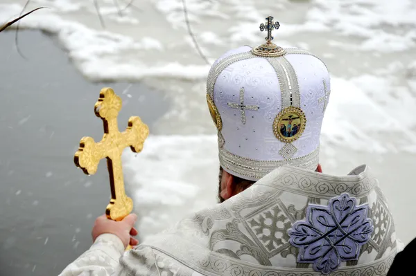 Як у Луцьку віряни занурювалися на свято Хрещення (фото)