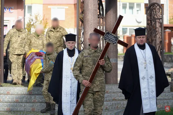 На Волині поховали загиблого Героя Вадима Грицюка (фото)