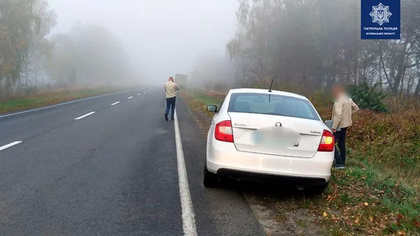 Обережно, туман: на Волині легковик «влетів» у вантажівку (фото, відео)
