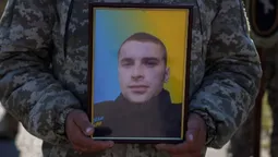 У Заболотті попрощалися із загиблим захисником Дмитром Макаревичем (фото)