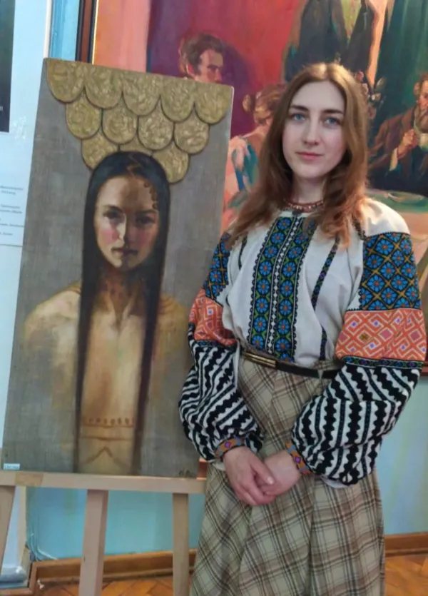 «Тілобудовниця» з Волині «для душі» розписує храми (фото)