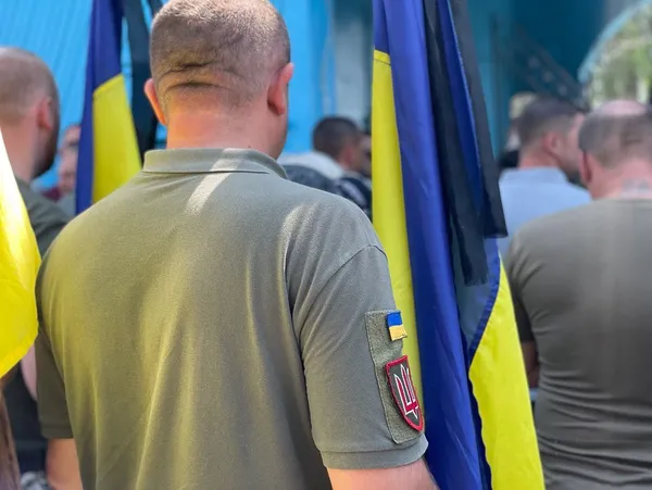 У Нововолинську полеглого Героя провели на Небо (фото)