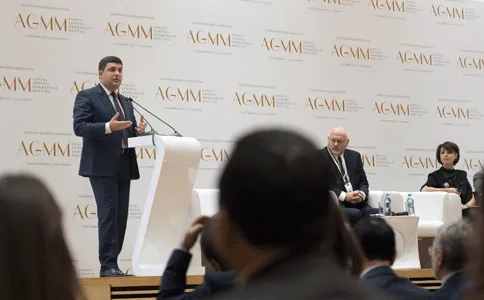 Уряд і я особисто – на службі в українського бізнесу, – Гройсман