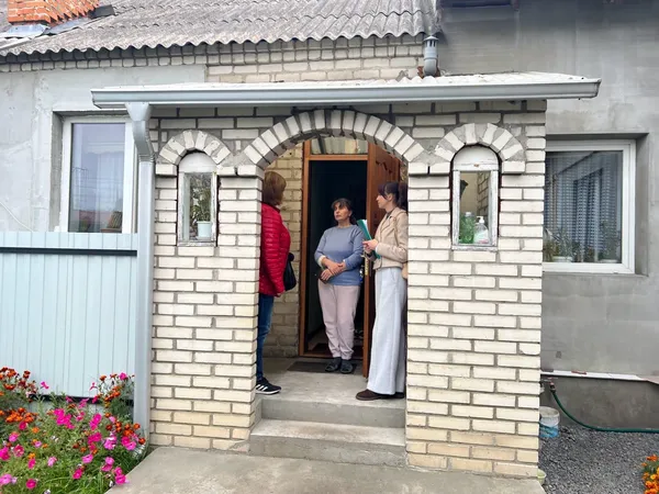 У Ковелі після атаки дронів пошкоджені будинки, храм та митний термінал: хто компенсує збитки (фото)