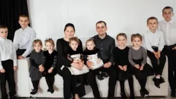 Як на Волині живе родина, яка виховує десятеро дітей і чекає на 11-го малюка (фото)