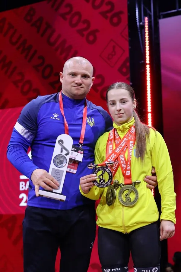 Волинянка стала триразовою призеркою з важкої атлетики на чемпіонаті Європи (фото)