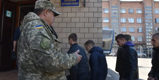 Сотні тисяч громадян намагаються уникнути мобілізації, це питання врегулюють, – Міноборони