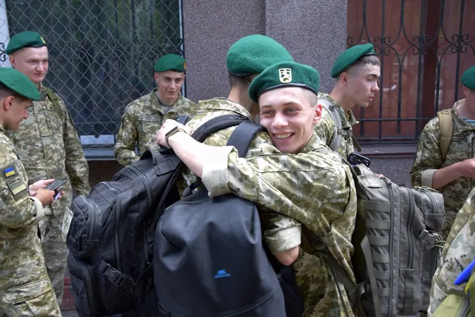 На Волині звільнили у запас прикордонників-строковиків (фото)