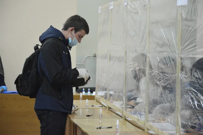 У луцькому «політесі» стартували вибори ректора (фото)