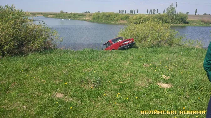 Волинянин загинув під колесами авто