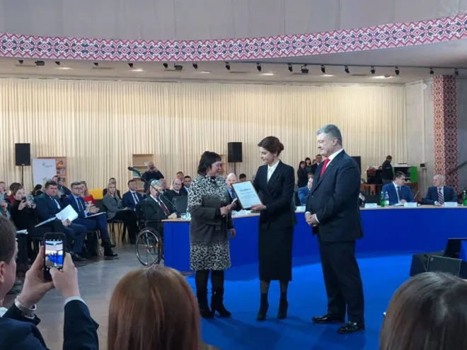 Волинянка отримала відзнаку з рук Першої леді (фото)