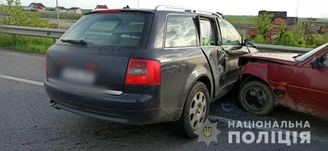 У ДТП на Рівненщині загинуло подружжя волинян, їхній онук та водій авто (фото)