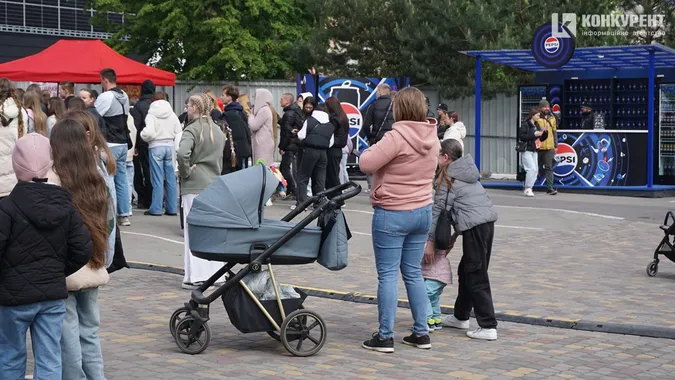Як минув перший день ювілейного Food Fest у Луцьку (фото)