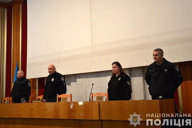 У прикордонних районах Волині у школах чергуватимуть поліцейські (фото)