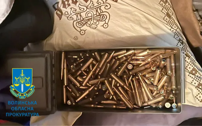 На Волині трьом торговцям зброєю повідомили про підозру (фото)