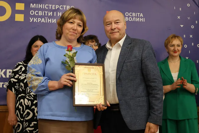«Учитель року – 2025»: у Луцьку відзначили переможців обласного конкурсу (фото)