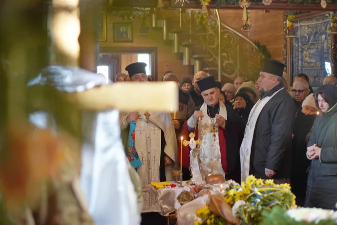 На Волині попрощались з Героєм Віталієм Сідельським (фото)