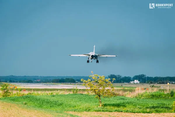 Опублікували нові фото військових польотів над Луцьком
