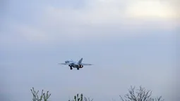Опублікували фото літаків у Луцьку 