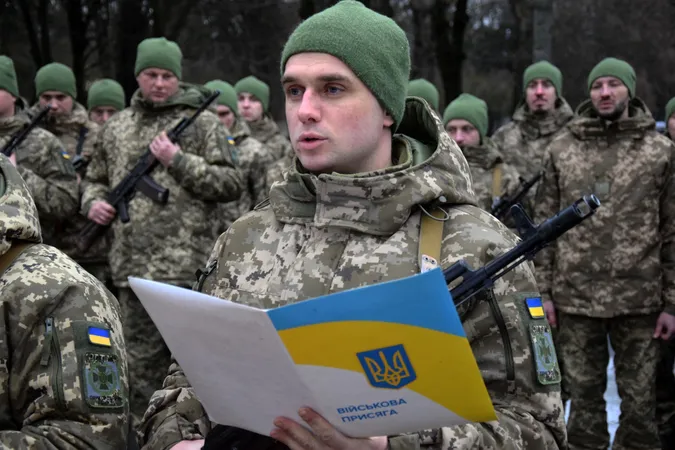 Діджей, інженер і випускник ВНУ: у Луцьку новобранці-прикордонники склали присягу (фото)