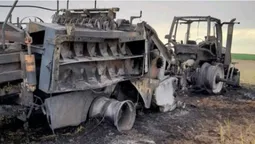 У Воротневі під час жнив згорів трактор (фото, відео)