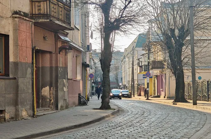 Вулиця Мялковського у Луцьку