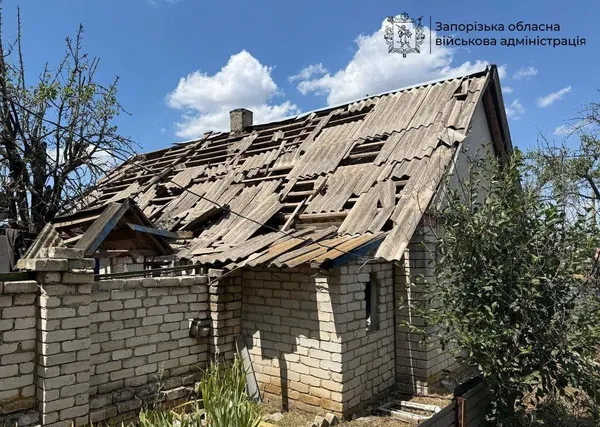 Вперше пошкоджена будівля уряду: росіяни масовано атакували Україну (фото)