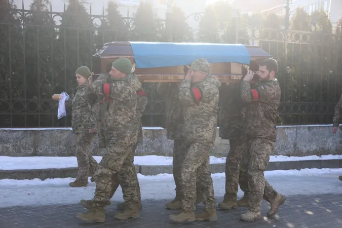 У Луцьку пропрощалися з воїнами Андрієм Максименком та Віталієм Куделею