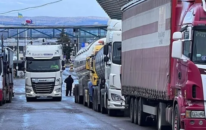 Ситуація не в зерні, а в політиці, – Зеленський про ситуацію на кордоні з Польщею