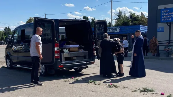 На Волині попрощалися з воїном Вадимом Королюком, який загинув 5 місяців тому (фото)