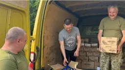 Лісівники разом з латвійськими волонтерами доставили допомогу на передову (фото)