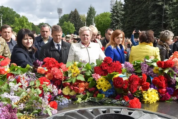 У Луцьку вшанували пам'ять жертв Другої світової війни (фото)