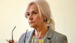 «За мову вбивають!»: як українські зірки відреагували на смерть Ірини Фаріон (фото)