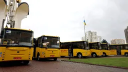 Дев’ять громад Волині отримали нові шкільні спецавтобуси (фото)