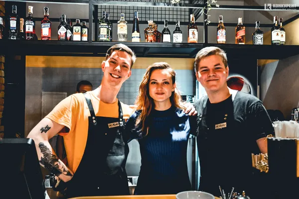 У центрі Луцька відкрили яскраву кав’ярню Ring Coffee (фото)