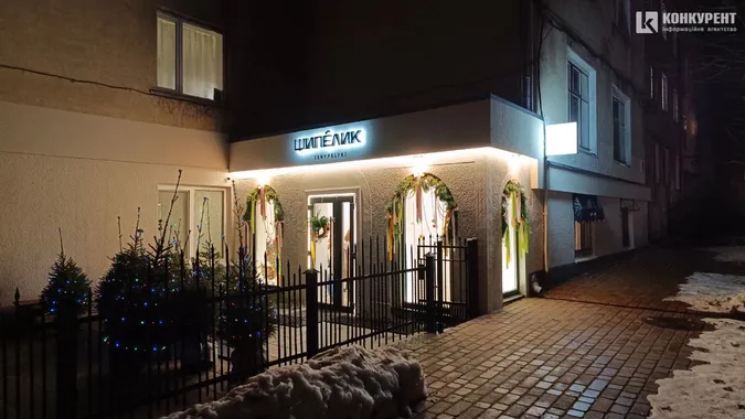 Луцький бренд, який одягнув Шевченка в пуховик, відкрив фірмову крамницю (фото)
