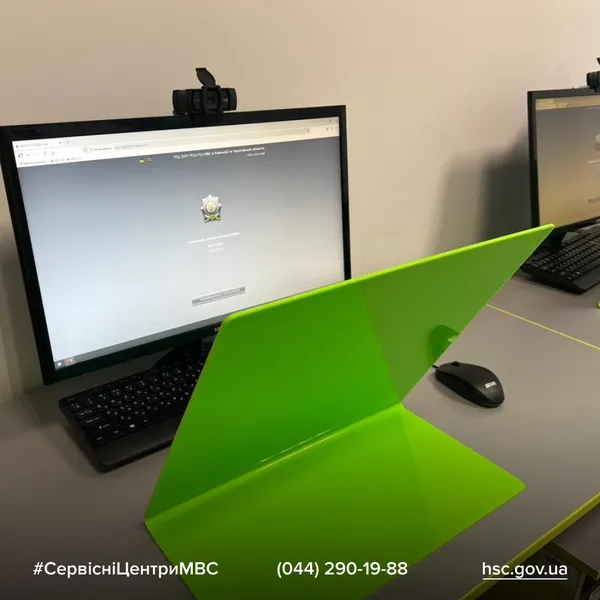 У МРЕО на Волині на іспитах тепер ставлять захисні панелі