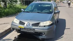 У Ковелі авто збило двох людей на тротуарі (фото)