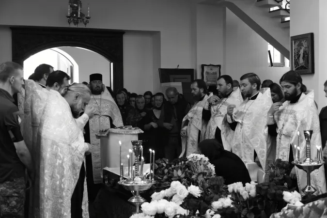 Луцька громада провела в останню путь Захисників Віталія Велічка та Антона Бучка (фото)