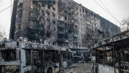 Гумкоридор із Маріуполя не відбувся: цивільні досі знаходяться під обстрілами (відео)